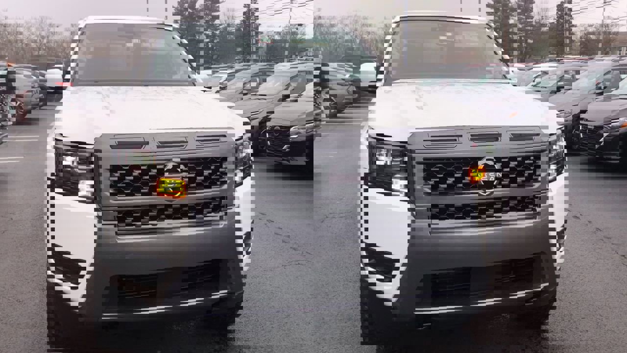 2026 Nissan Frontier Photo in Danville, KY 40422